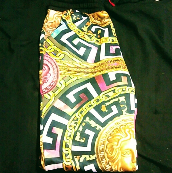 Joggers - Picture 2 of 2